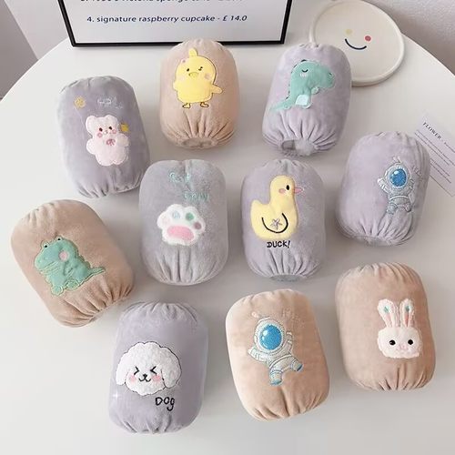 0-4岁婴幼儿卡通刺绣儿童袖套柔软1岁宝宝保暖萌小童男女秋冬护袖 - 图1