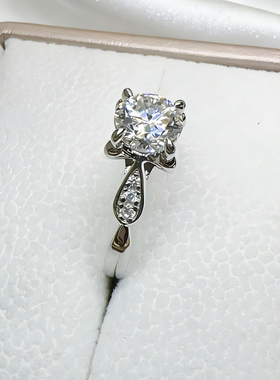 60【水滴牛头】培育莫桑戒四爪牛头微镶戒指女