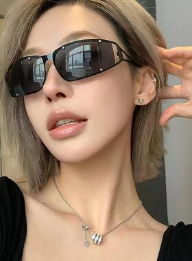 2025科技感墨镜骑行眼镜