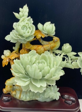 岫玉花开富贵摆件内有多款天然精