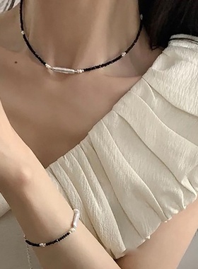 不规则珍珠黑色水晶手链女设计感小众复古个性简约百搭时尚手饰