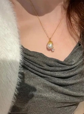 氛围感金色圣诞帽珍珠吊坠项链耳钉女温柔甜美精致百搭颈链毛衣链