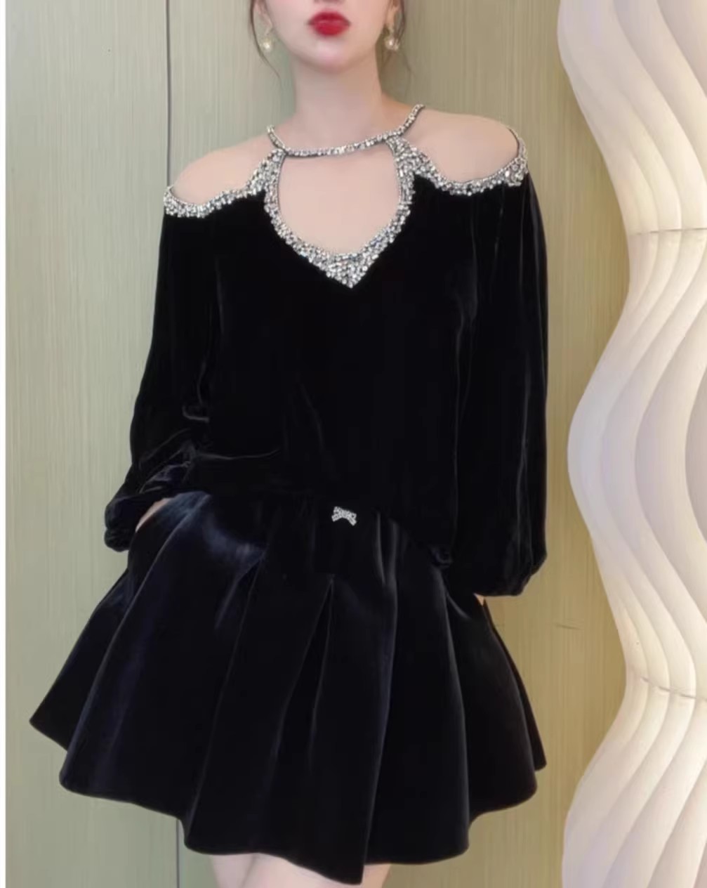 大码胖mm春新时尚洋气网纱丝绒手工钉钻镂空显瘦气质奢华重工上衣,淘宝优惠券,粉丝福利购,淘宝优惠卷