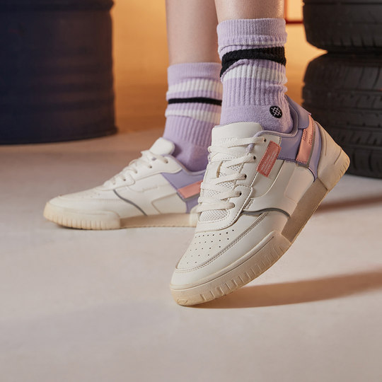 李宁休闲鞋女鞋新款运动时尚板鞋女子百搭舒适低帮运动鞋AGCQ366