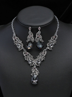 欧美高端优雅气质潮流时尚项链耳环复古铃铛爱心女士两件套