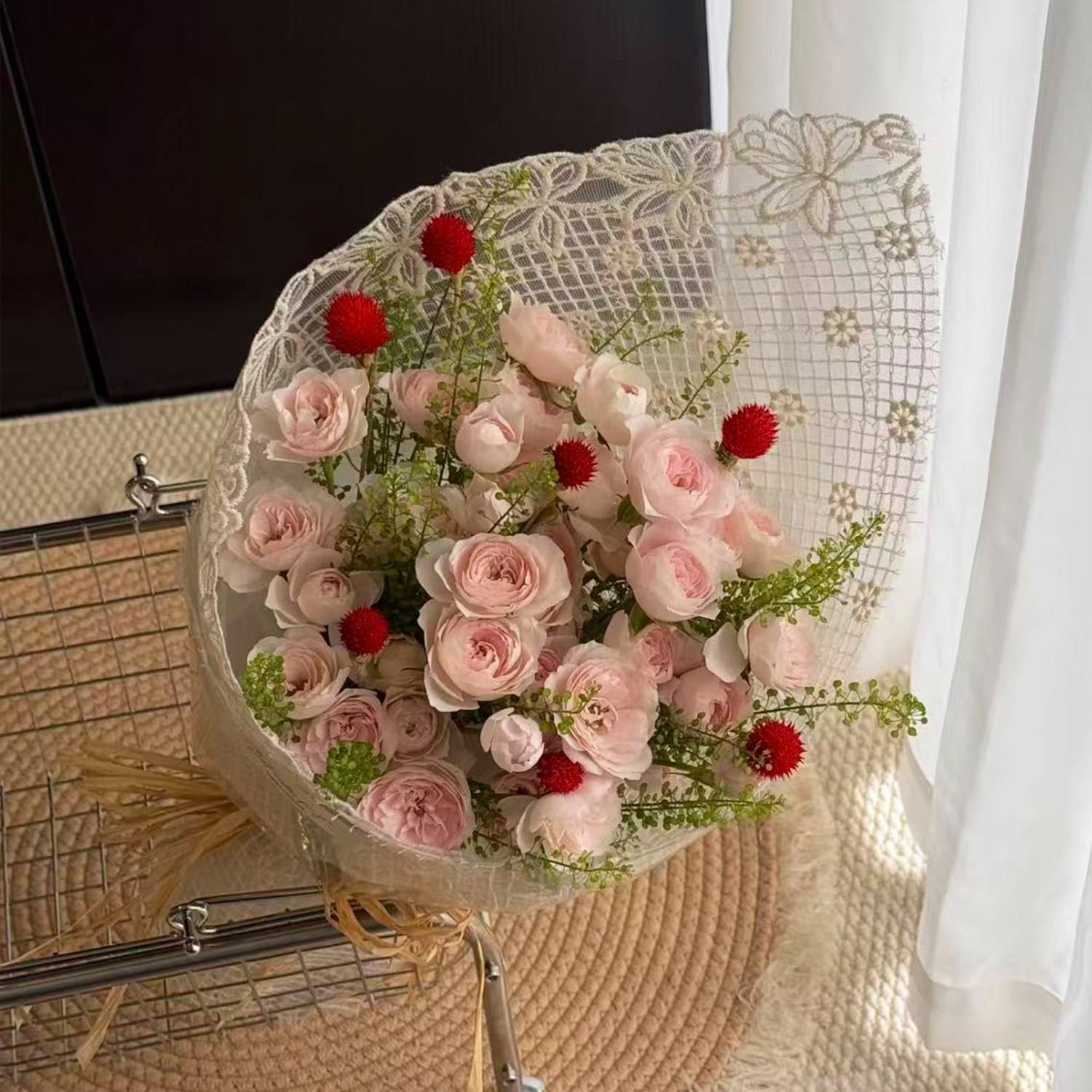 星语 秋冬系列复古蕾丝镂空布艺包花纱DIY鲜花包装纸材料浪漫精致,淘宝优惠券,粉丝福利购,淘宝优惠卷