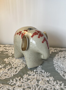 复古陶瓷大象摆件 材质：陶瓷 尺寸：20×12×16cm