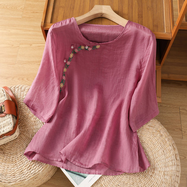 ເສື້ອແຂນຍາວສາມສ່ວນສີ່ຂອງ linen pullover ເທິງ