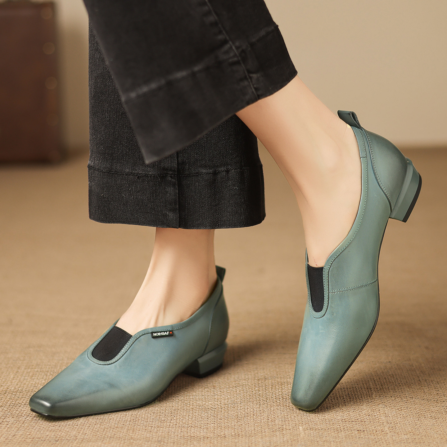 女鞋2026年春季新款复古粗跟头层水洗牛皮一脚蹬深口女士单鞋百搭,淘宝优惠券,粉丝福利购,淘宝优惠卷