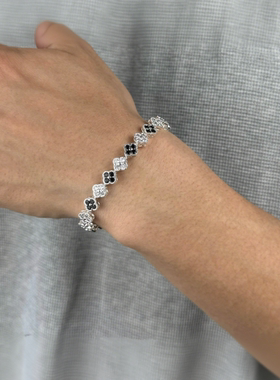 熊猫配色四叶草网球手链