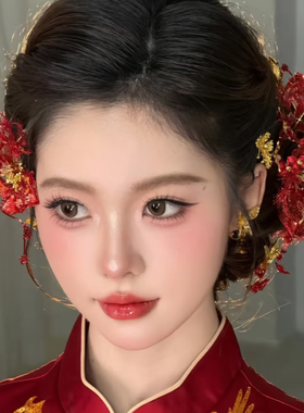 新中式新娘红色流苏侧边头饰