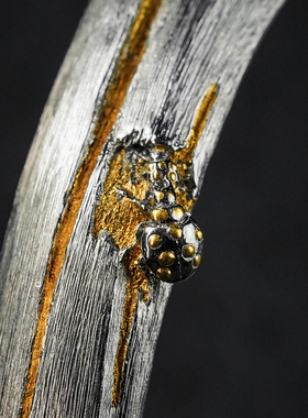 行三手工雕刻钛合金手镯24K嵌金