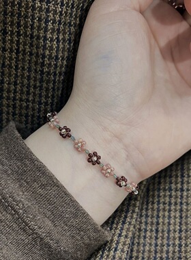 春日来信系列小花串珠手链高颜值爆款ins小众设计感高级手串