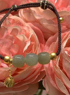 周大福运莲蓬黄金和田玉手链