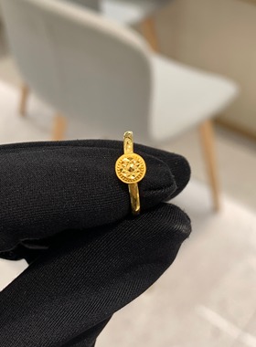 足金周大福克减车花圆形黄金戒指