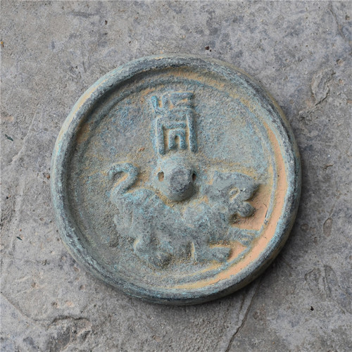 仿古青铜器古玩杂项青铜镜十二生肖镜摆地摊进货收藏风水装饰摆件 - 图1