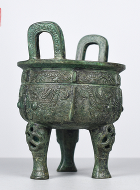 兽面纹影视道具中式风仿古青铜器