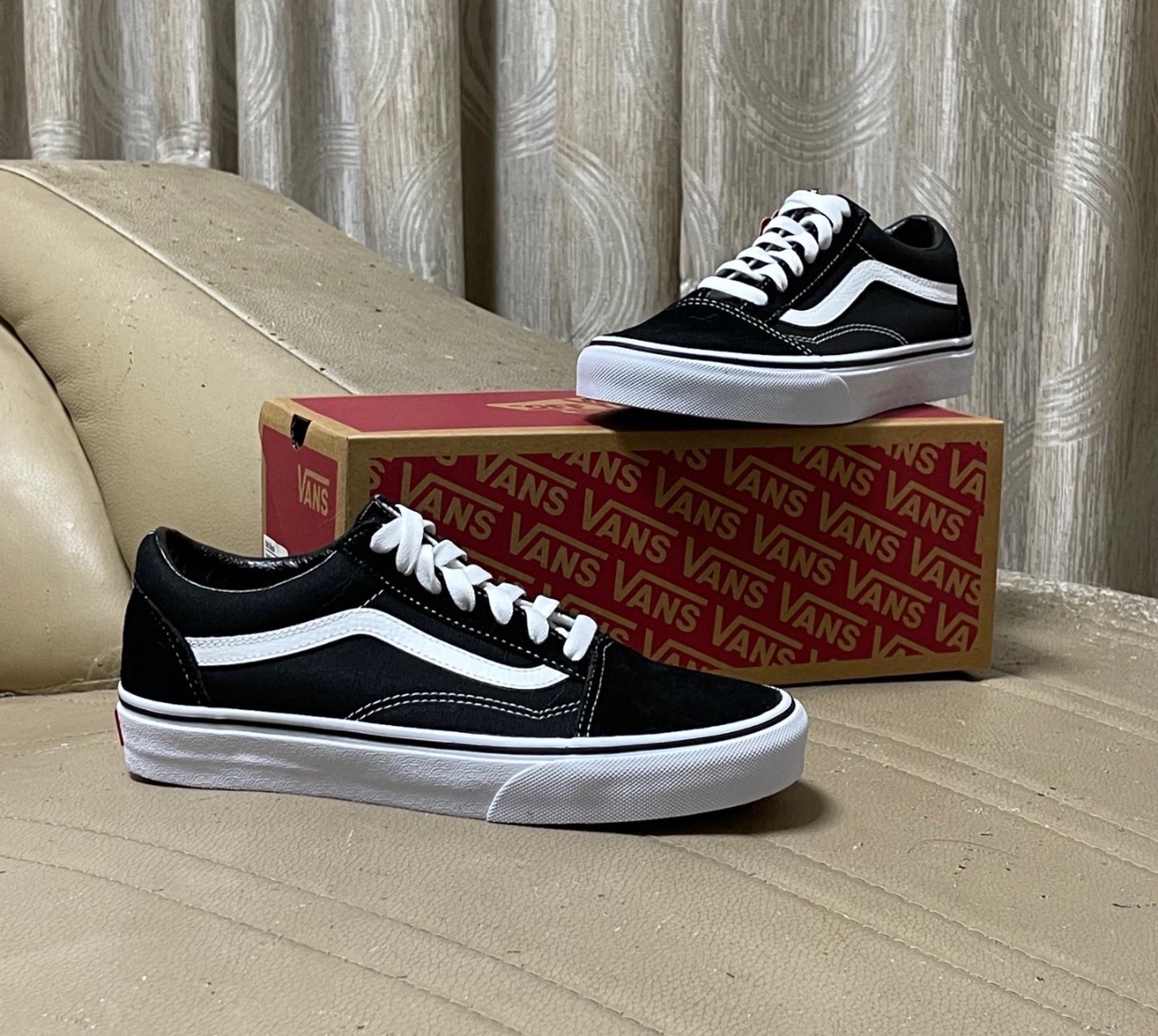 Vans Old Skool Black高抓地力 轻负重 低帮板鞋 男女同款 黑白 - 图2