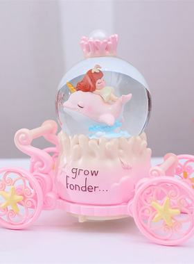 梦幻儿童水晶球海豚女孩生日礼物音乐盒公主飘雪八音盒高级感摆件