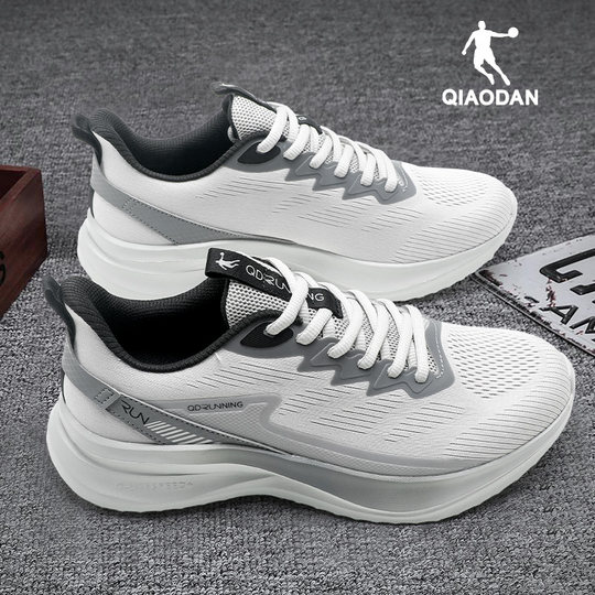 乔丹跑步鞋男鞋2025春季新款轻便网面透气跑鞋软底官方正品运动鞋