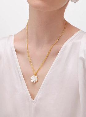 达弥山茶单花项链女配饰