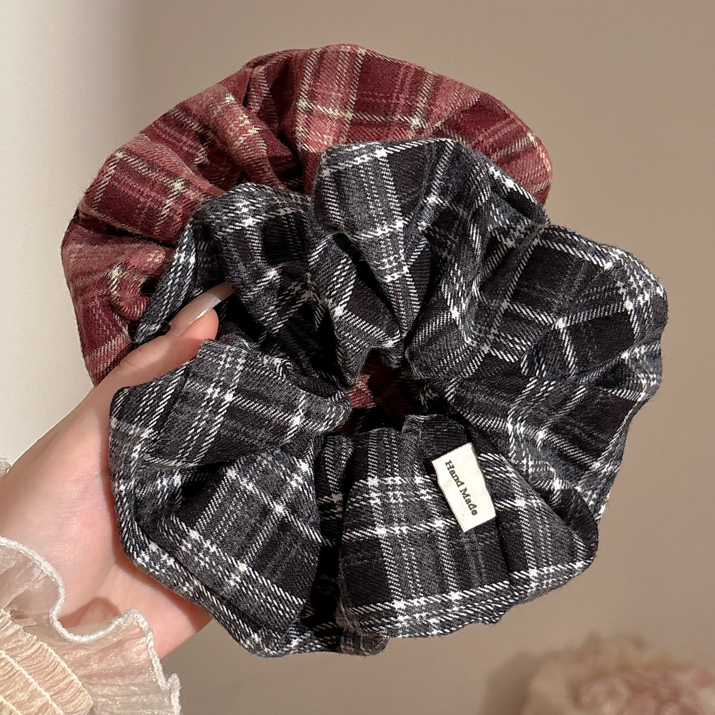 复古深色系格纹大肠发圈女2025新款秋冬发绳高弹力橡皮筋头绳发饰,淘宝优惠券,粉丝福利购,淘宝优惠卷