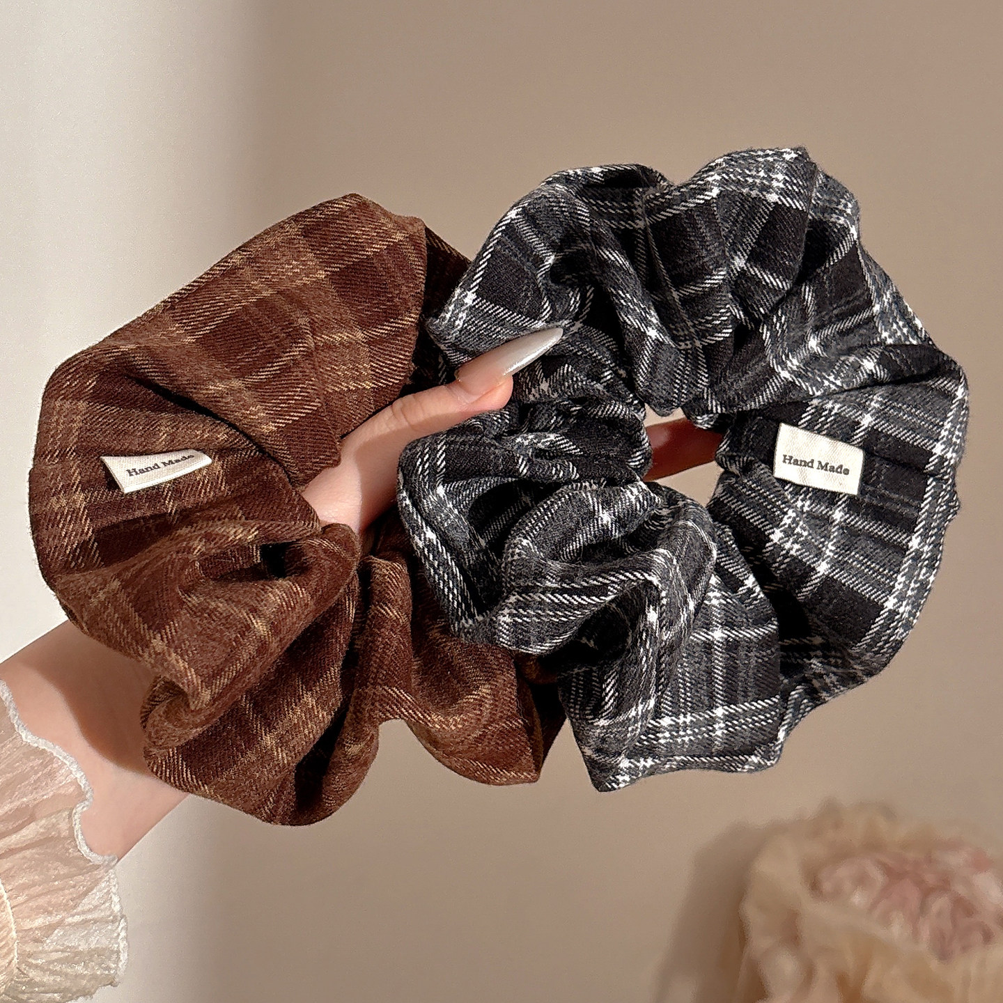 复古深色系格纹大肠发圈女2025新款秋冬发绳高弹力橡皮筋头绳发饰,淘宝优惠券,粉丝福利购,淘宝优惠卷
