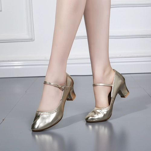 Танцевальная обувь женская средняя каблука высокие каблуки красные танце