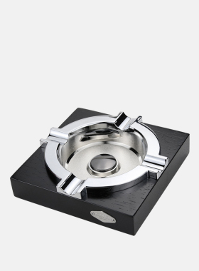 可凡现代客厅茶几桌面软装组合