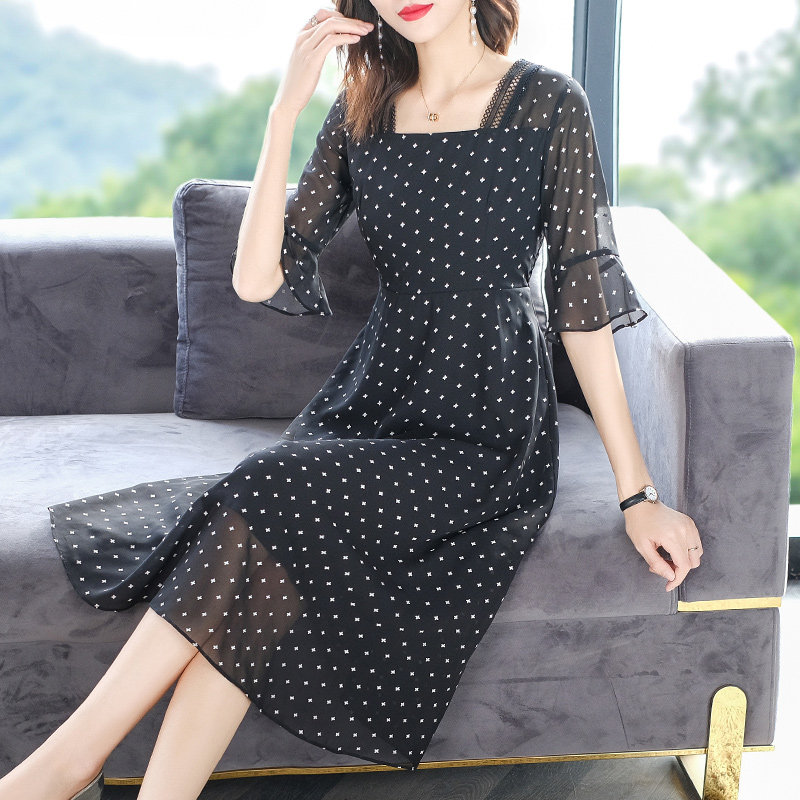  爱朴女装大码女装