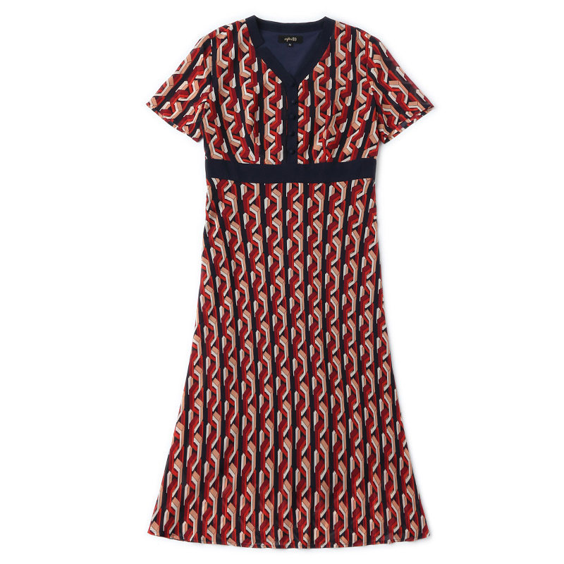  爱朴女装大码女装