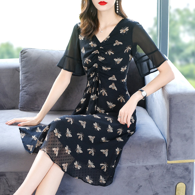  爱朴女装大码女装