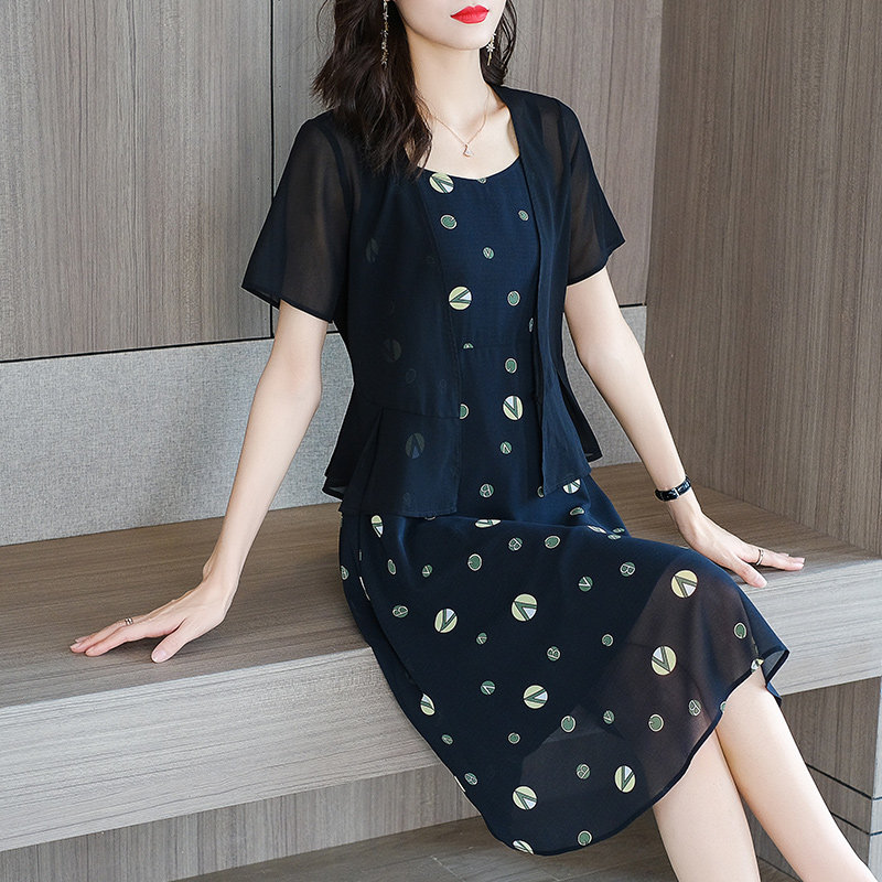  爱朴女装大码女装