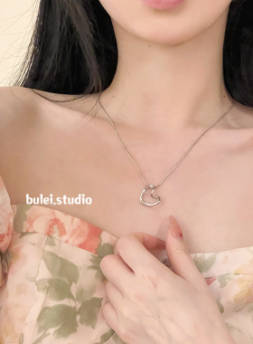 钛钢情侣简约项链新品8折