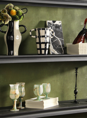 中古侘寂风花艺装饰画组合摆件