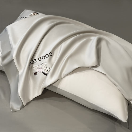 2026 New Ice Silk Bed Four-piece Set Summer Cool Sheets Quilt Cover Naked Sleeping Bedding Student Dormitory Three-piece Set