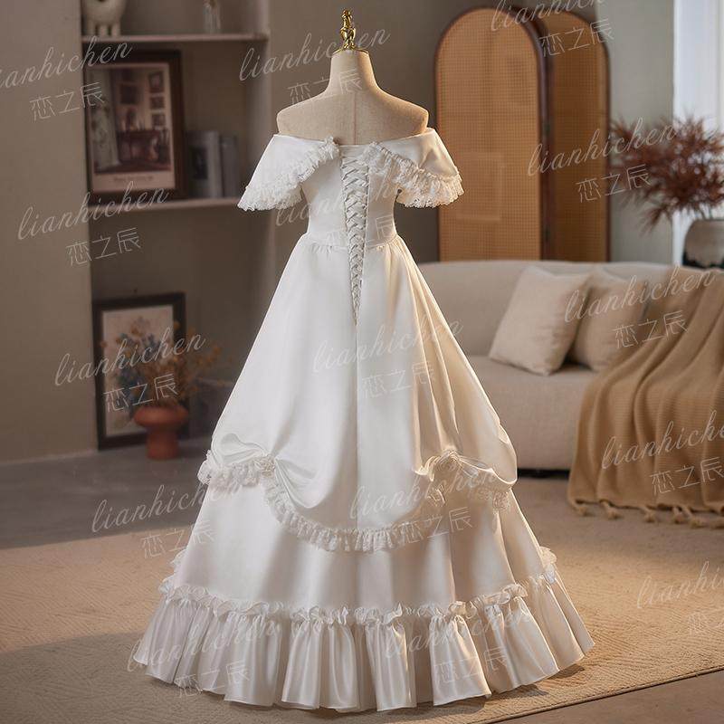 恋之辰法式古董出门复古缎面2025新款轻婚纱在逃公主港风旅拍影楼,淘宝优惠券,粉丝福利购,淘宝优惠卷