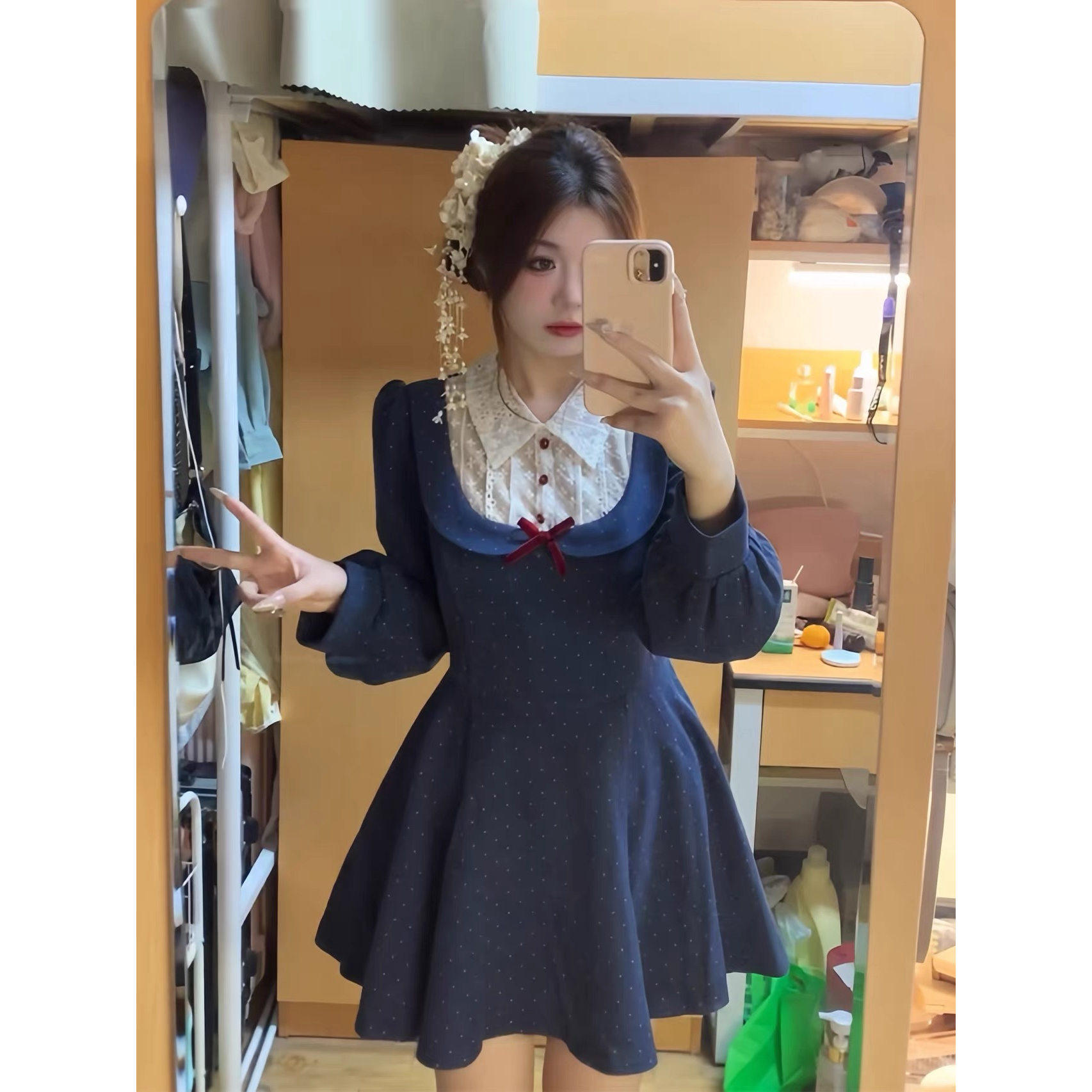 鬼马少女蕾丝翻领印花连衣裙秋冬miu千金感绑带收腰假两件波点裙,淘宝优惠券,粉丝福利购,淘宝优惠卷