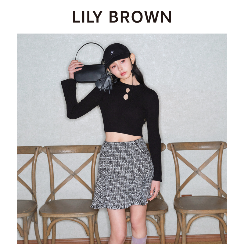 LILY BROWN2024春夏新品 气质小香风高腰伞裙短半身裙LWFS241103