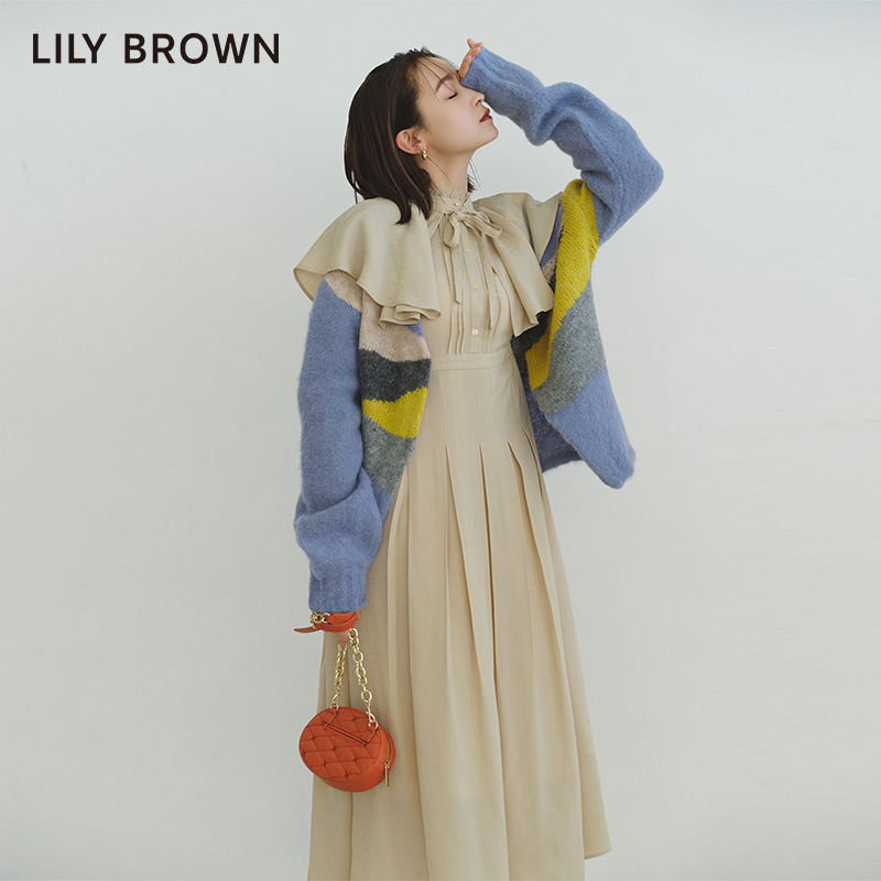 LILY BROWN秋冬款纯色气质荷叶边收腰百褶连衣裙LWFO234274