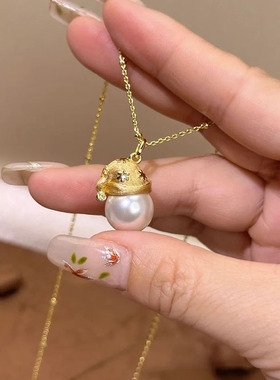 小红书爆款圣诞树圣诞帽项链高颜值设计时尚潮流轻奢个性百搭饰品