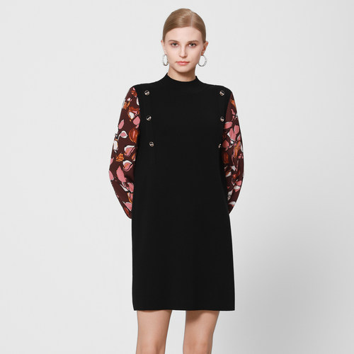 商场同款马天奴2025秋冬新款黑色羊毛混纺针织连衣裙子印花袖短裙 - 图3