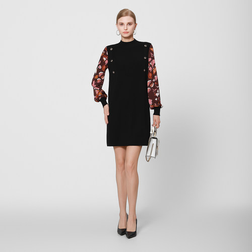 商场同款马天奴2025秋冬新款黑色羊毛混纺针织连衣裙子印花袖短裙 - 图1