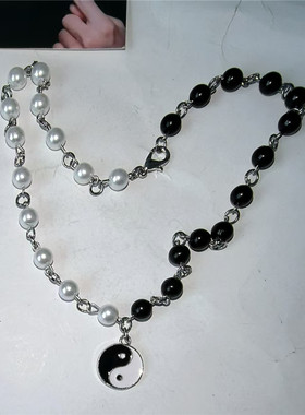 甜酷时尚Y2K个性小众彩色亚克力链条爱心锁项链女颈链送钥匙