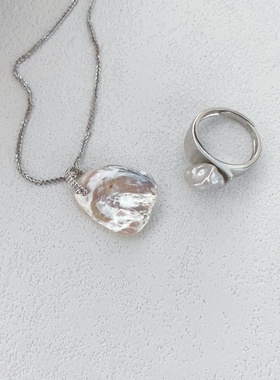 粉樱初绽-浮光拾贝天然不规则粉樱花瓣珍珠纯银项链浪漫清冷纯欲