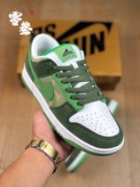 Zero Three Sneakers Custom Nike Dunk Lw Custom Color Green Camouflage Color Changing Hand Painted Spray Painting