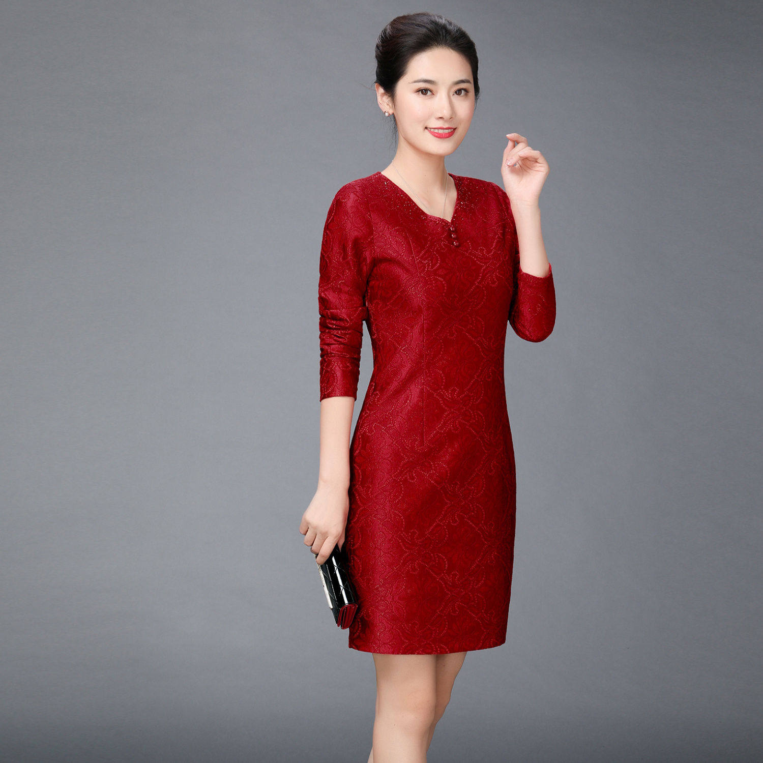 年轻喜婆婆婚宴装妈妈婚礼服高贵夫人高端洋气红色旗袍连衣裙秋冬