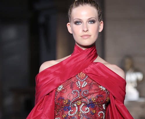 Rami Kadi 红色挂脖款修身显瘦泡泡袖主持唱歌晚礼服婚礼敬酒服 - 图2