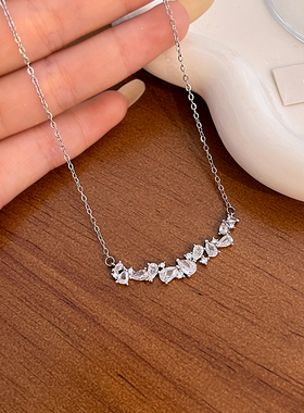 设计感吊坠项链女新款