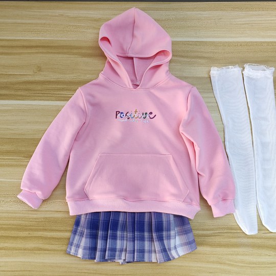 Figur Silikonpuppenkleidung Kapuzenpullover Rock Figur Schuhe Socken Set (Puppe nicht im Lieferumfang enthalten)